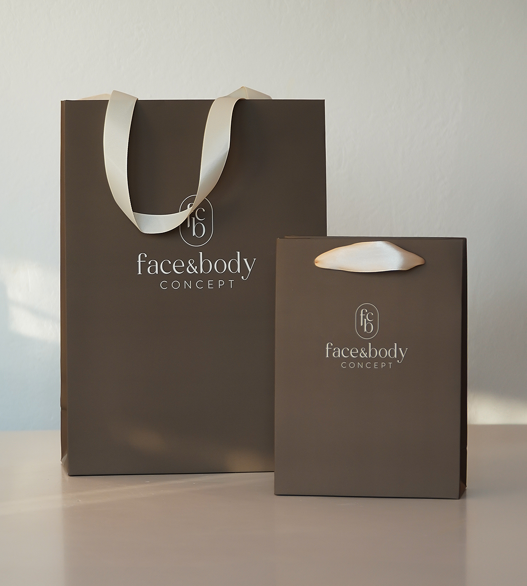 torby papierowe z nadrukiem i logo firmy